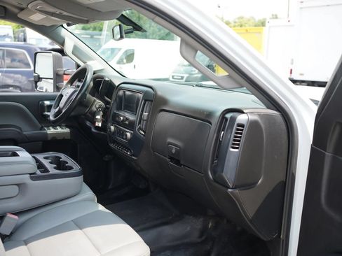 Used 2018 Chevrolet Silverado 3500 W/T w/ WT Convenience Package AWD/4WD image 2