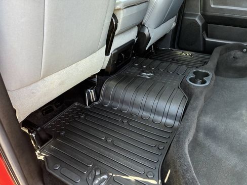 Used 2014 RAM 2500 Tradesman w/ Chrome Appearance Group AWD/4WD image 11