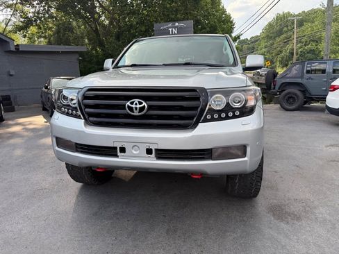 Used 2009 Toyota Land Cruiser image 32