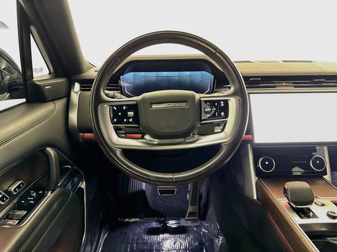 Used 2023 Land Rover Range Rover Long Wheelbase SE AWD/4WD image 23