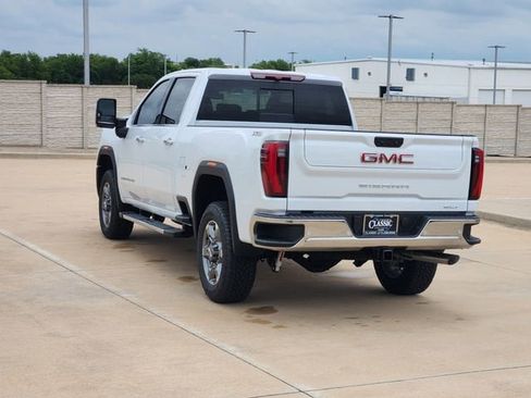 New 2026 GMC Sierra 2500 SLT AWD/4WD image 6