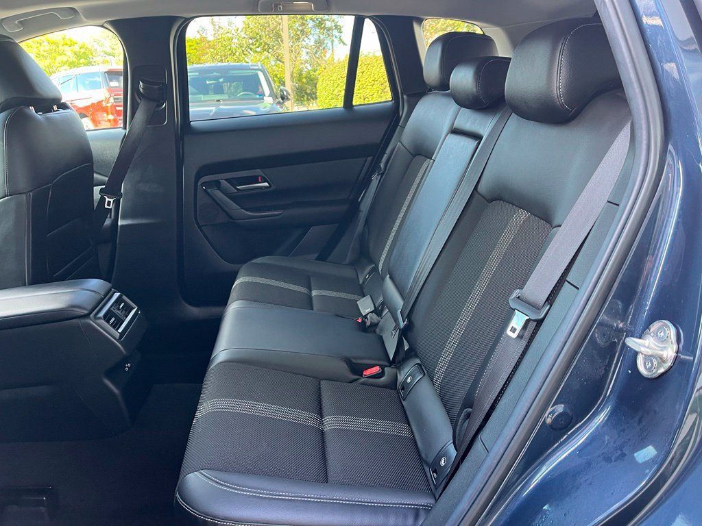 Used 2026 MAZDA CX-50 AWD 2.5 S w/ Preferred Pkg image 12