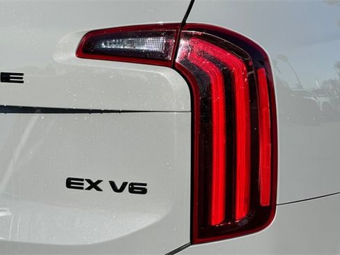 Used 2021 Kia Telluride EX w/ EX Premium Package image 32