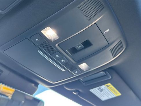 Used 2022 MAZDA CX-9 Signature image 25