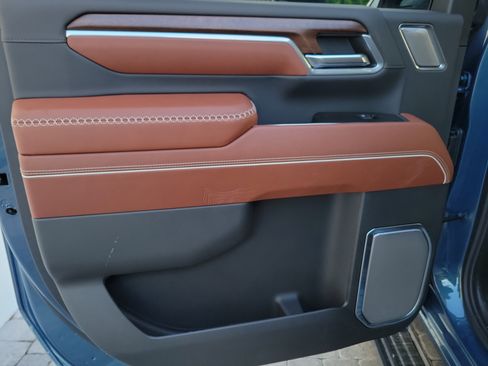 New 2026 GMC Sierra 2500 Denali Ultimate w/ Max Trailering Package image 11