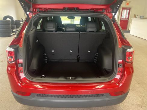 New 2026 Jeep Compass Limited image 12