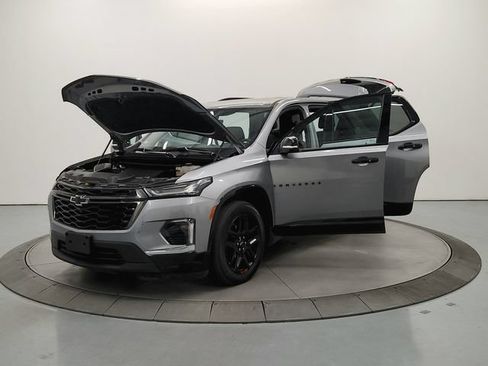 Used 2023 Chevrolet Traverse Premier w/ Redline Edition FWD image 12