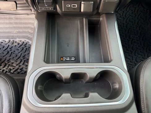 Used 2019 Chevrolet Silverado 1500 LTZ w/ LTZ Plus Package AWD/4WD image 23