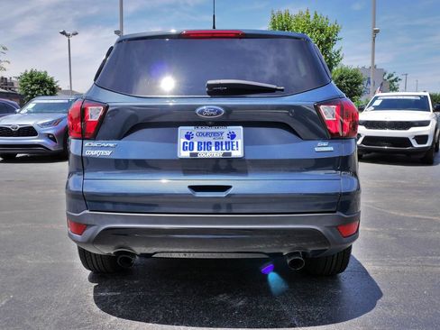 Used 2019 Ford Escape SE FWD image 6