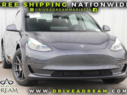 Used 2023 Tesla Model 3 Standard Range image 2