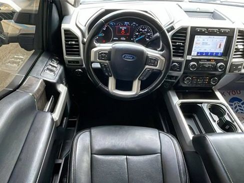 Used 2021 Ford F250 Lariat image 16