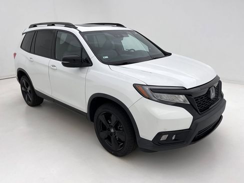 Used 2021 Honda Passport Elite image 2