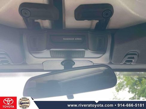 Used 2024 Jeep Wrangler Unlimited Sport AWD/4WD image 34