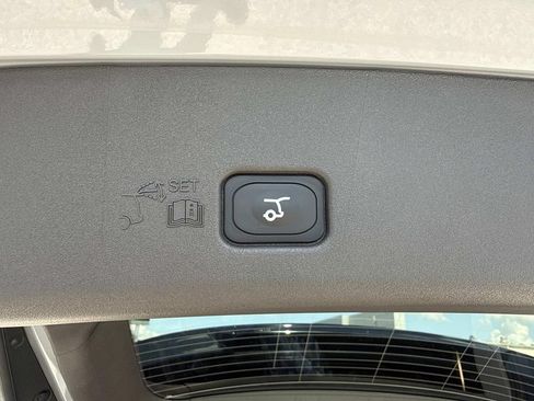 New 2026 Lincoln Nautilus Black Label AWD/4WD image 12