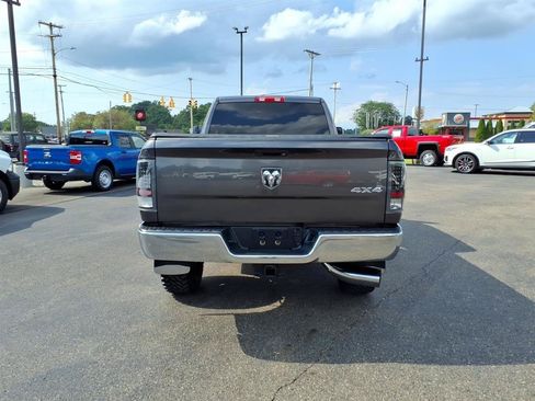 Used 2015 RAM 2500 Tradesman w/ Chrome Appearance Group AWD/4WD image 6