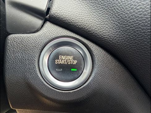 Used 2022 Chevrolet Equinox LT FWD image 14