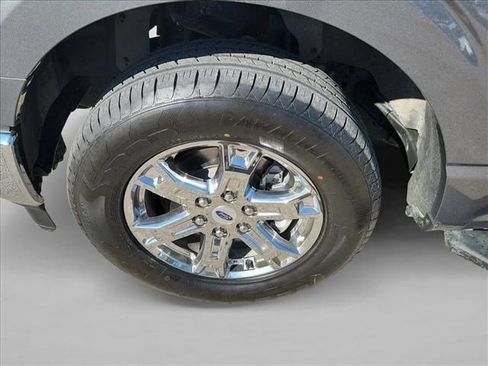 Used 2022 Ford F150 XLT w/ Equipment Group 301A Mid RWD image 9