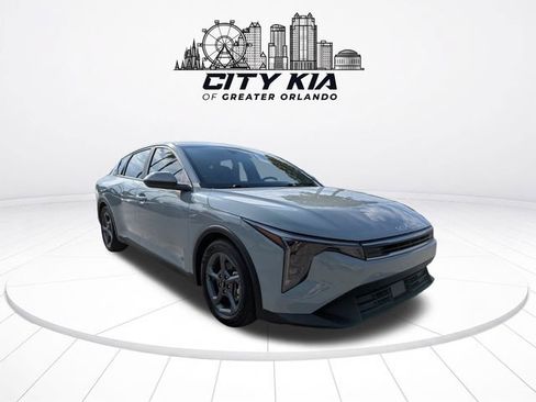 Certified 2025 Kia K4 FWD image 8
