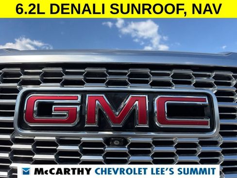 Used 2023 GMC Yukon Denali AWD/4WD image 18