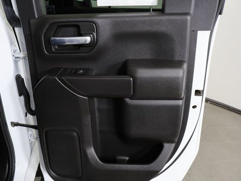 Used 2025 GMC Sierra 2500 Pro w/ Convenience Package image 15