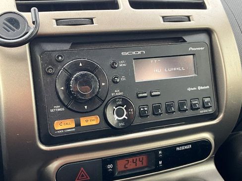 Used 2012 Scion xD image 5