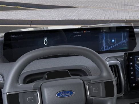 New 2025 Ford Expedition Active image 13