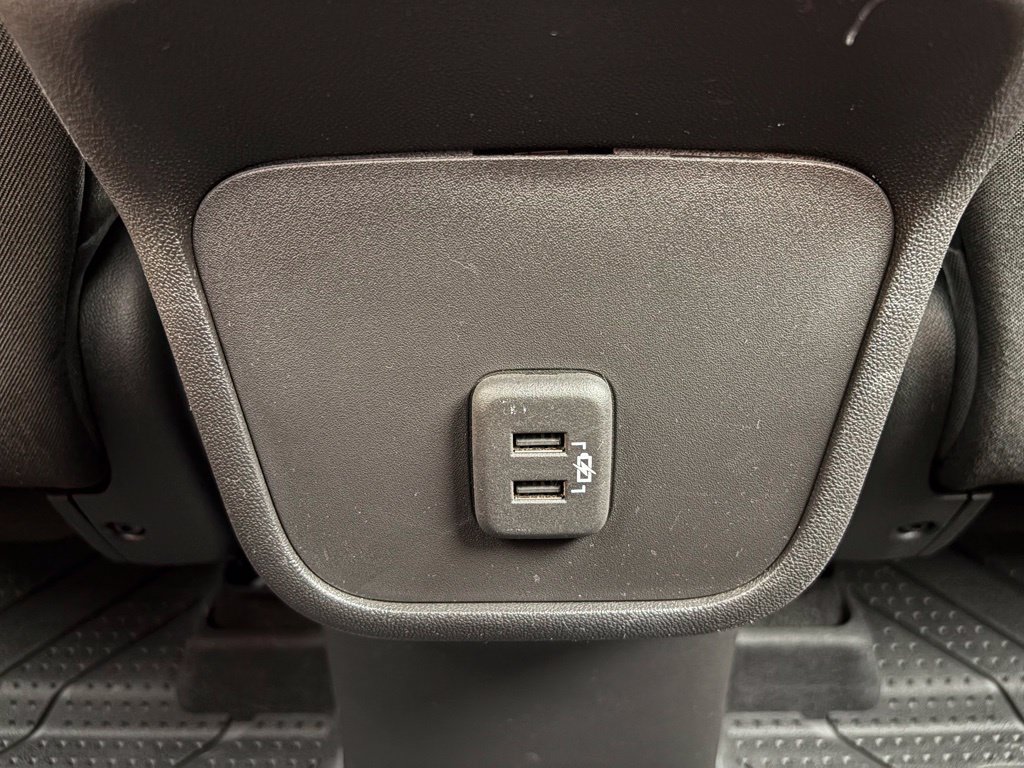 Used 2024 Chevrolet Equinox LT w/ LPO, Floor Liner Package FWD image 38