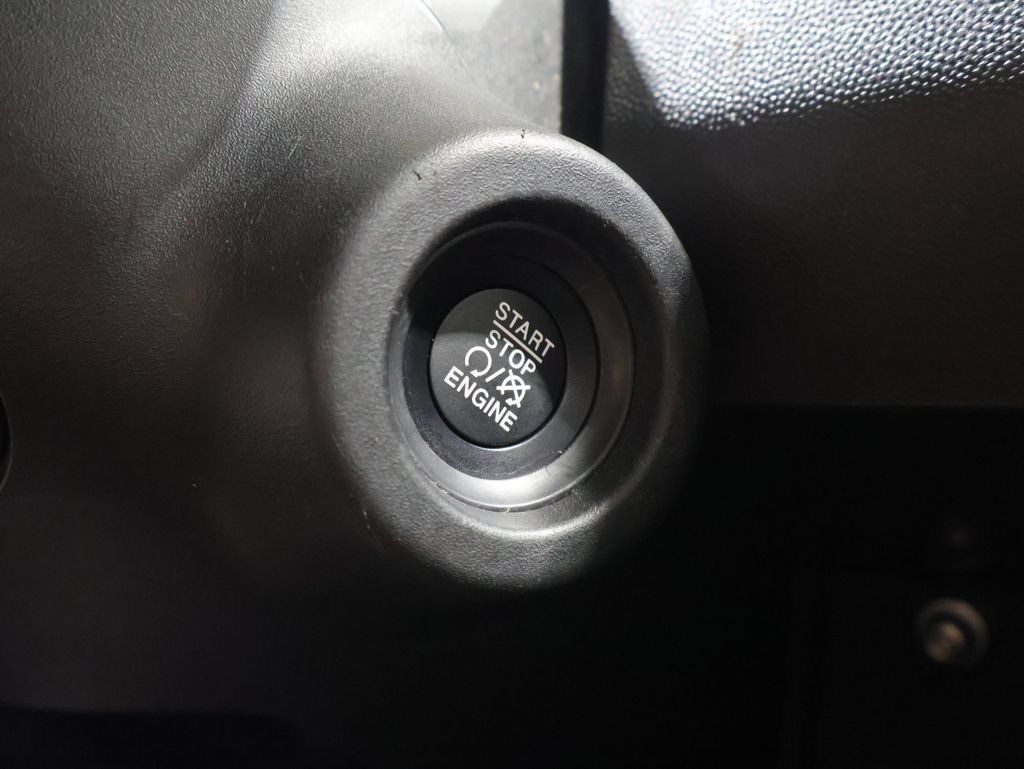 Used 2023 RAM ProMaster 3500 w/ Safety Group FWD image 20