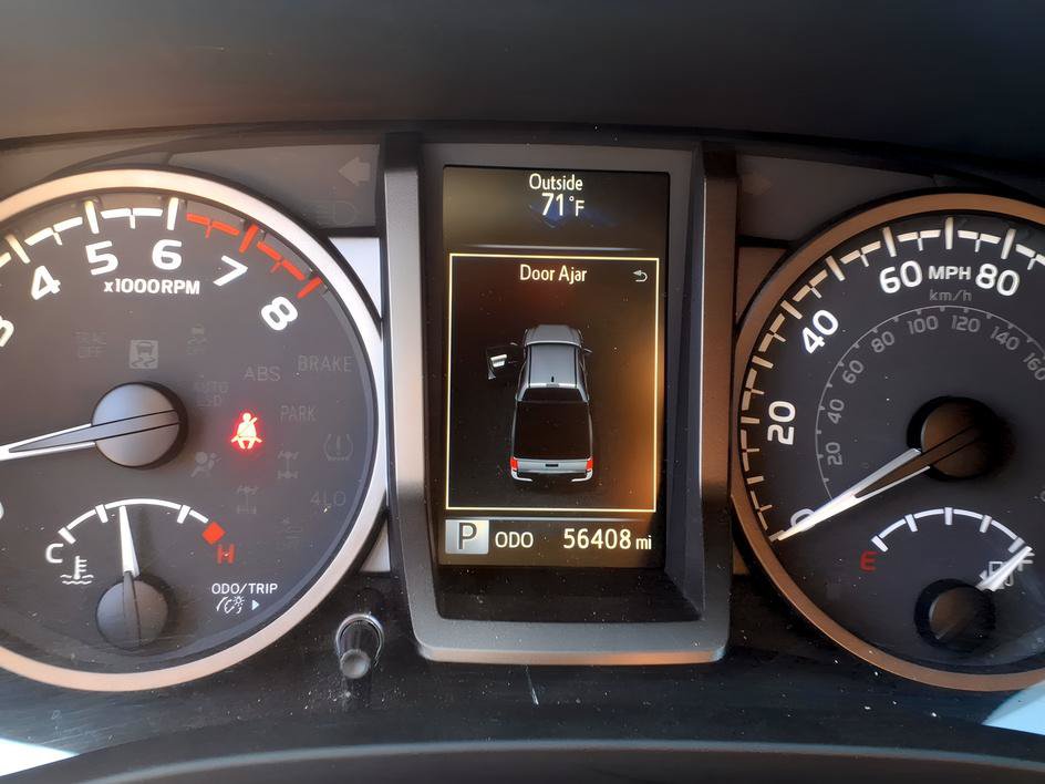 Certified 2023 Toyota Tacoma TRD Off-Road w/ Technology Package AWD/4WD image 26