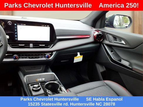 New 2027 Chevrolet Equinox RS w/ Convenience Package III FWD image 23