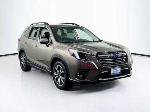 Used 2023 Subaru Forester Limited AWD/4WD image 3