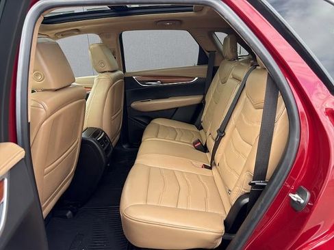 Used 2018 Cadillac XT5 Platinum w/ Driver Assist Package AWD/4WD image 21