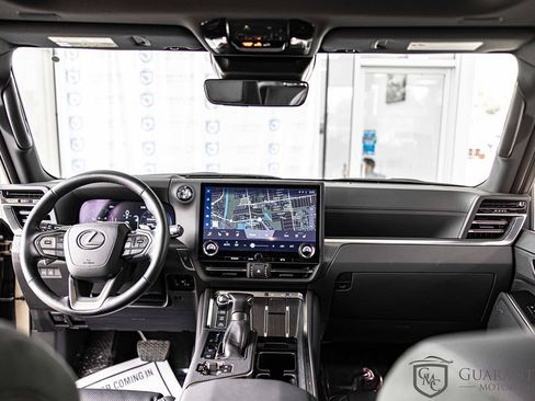 Used 2024 Lexus GX 550 AWD/4WD image 37