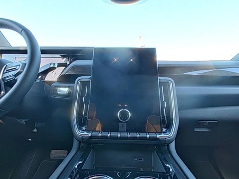 New 2026 GMC Yukon Elevation image 33