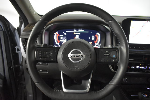 Used 2021 Nissan Rogue Platinum AWD/4WD image 15