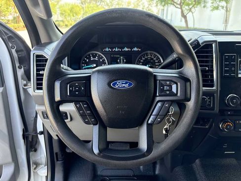 Used 2018 Ford F250 XLT w/ FX4 Off-Road Package AWD/4WD image 19