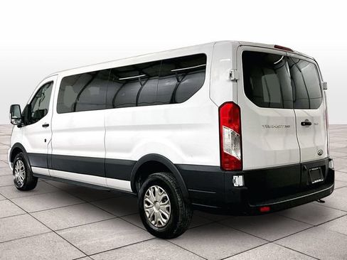Used 2022 Ford Transit 350 XLT RWD image 10
