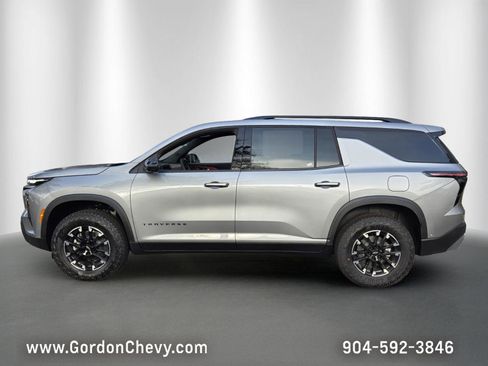New 2026 Chevrolet Traverse Z71 w/ Enhanced Driving Package AWD/4WD image 2