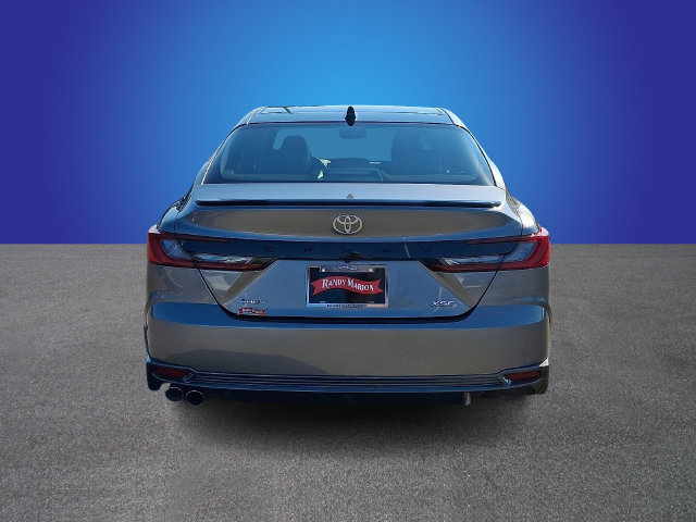 Used 2025 Toyota Camry XSE FWD image 3