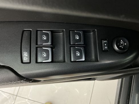 Used 2016 Cadillac SRX Luxury w/ Driver Awareness Package AWD/4WD image 39