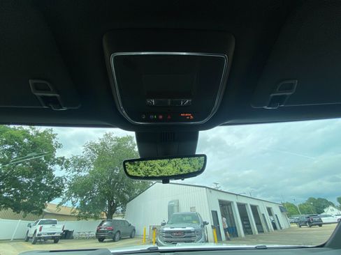 New 2025 GMC Sierra EV Denali image 24