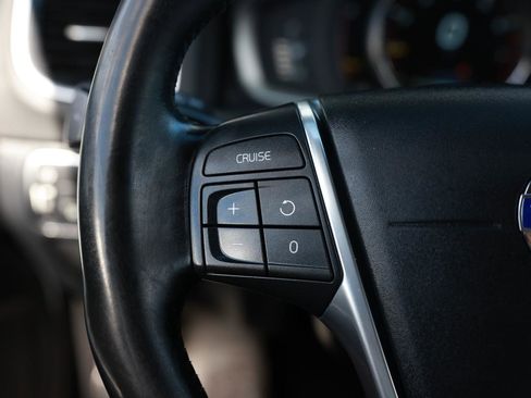 Used 2016 Volvo S60 T5 Premier image 24