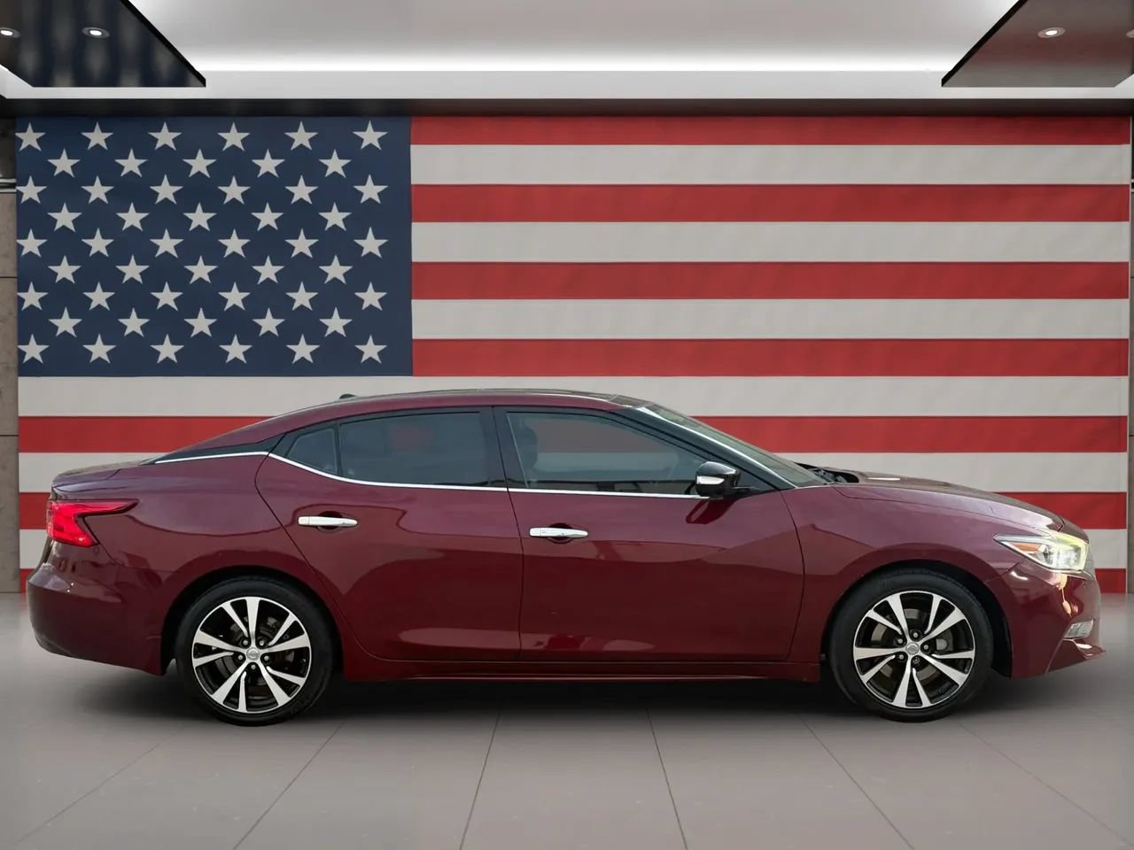 Used 2017 Nissan Maxima Platinum FWD image 4