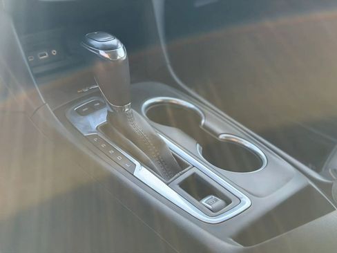 Used 2019 Chevrolet Equinox Premier image 31