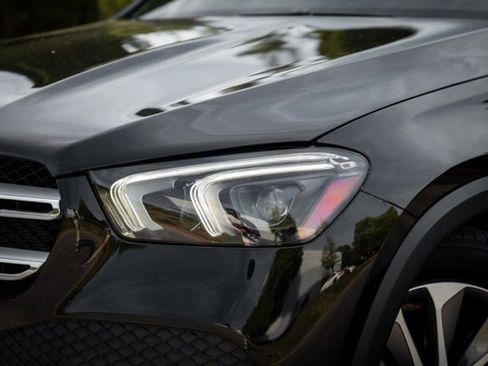 Used 2023 Mercedes-Benz GLE 450 4MATIC image 4