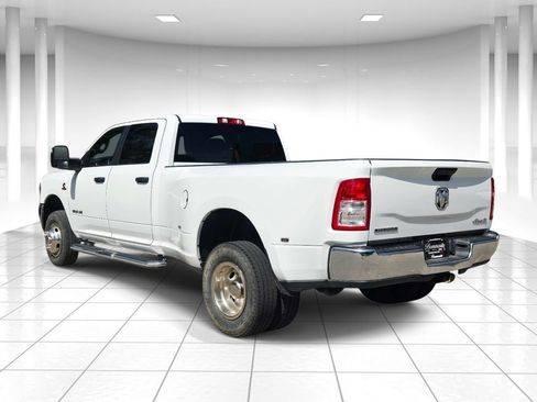 Used 2024 RAM 3500 Big Horn AWD/4WD image 5
