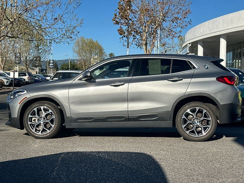 Used 2023 BMW X2 sDrive28i w/ Convenience Package FWD image 2