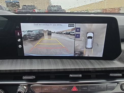 Used 2024 Kia Telluride SX w/ Towing Package AWD/4WD image 28