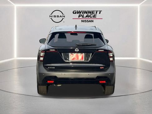 New 2026 Nissan Kicks SR FWD image 6