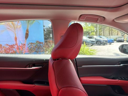 Used 2020 Toyota Camry XSE image 14